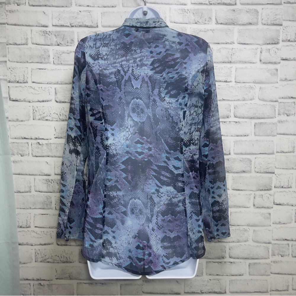 Cabi Semi Semi-Opaque Python Hidden Button Blouse… - image 2